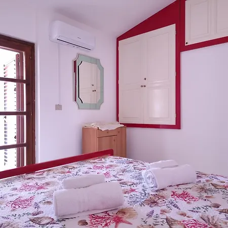 Residenze Piras - Budoni Sweet Σπίτι διακοπών Tanaunella